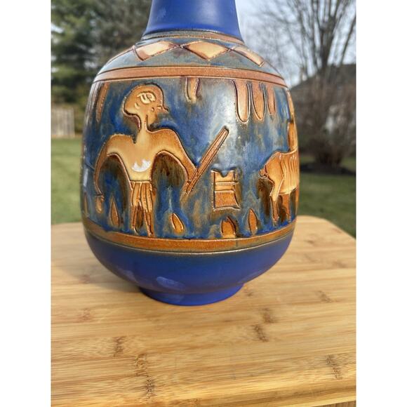 Mid-Century Modern Pergamon Decor Art Pottery Vase Relief Figures Blue 13” Tall - Picture 7 of 8